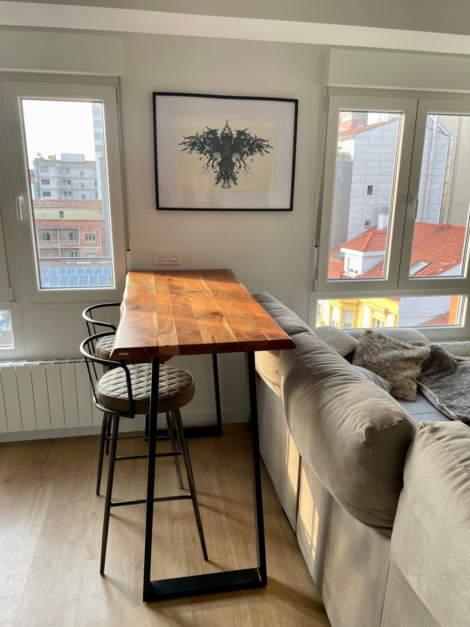 Apartamento Piso De 2 En Centro, Zona Muy Tranquila Con Playa A 2 Min Andando *
