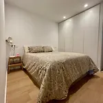 Piso De 2 Habitaciones En Centro, Zona Muy Tranquila Con Playa A 2 Min Andando