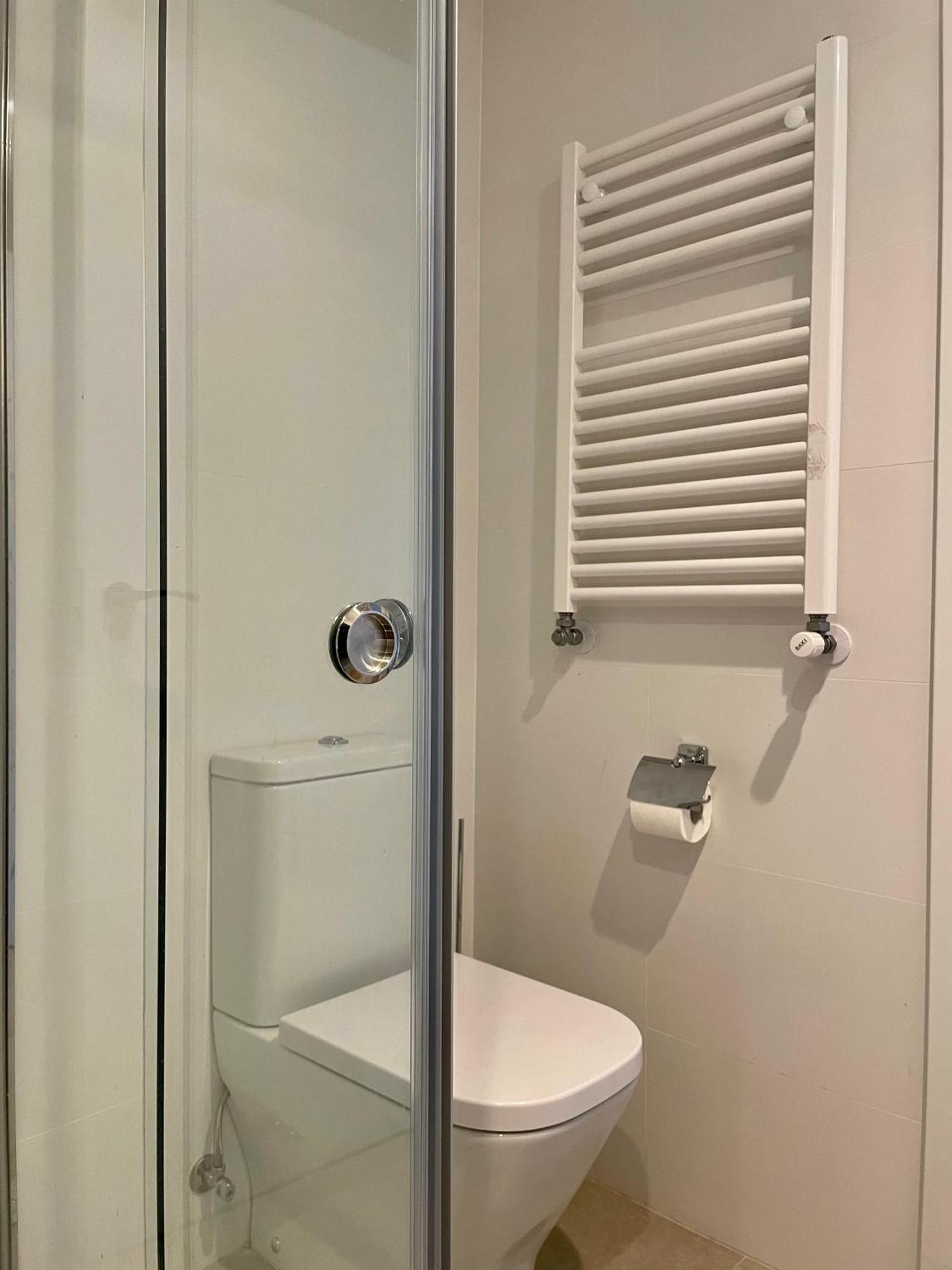 Apartment Piso De 2 En Centro, Zona Muy Tranquila Con Playa A 2 Min Andando Gijon